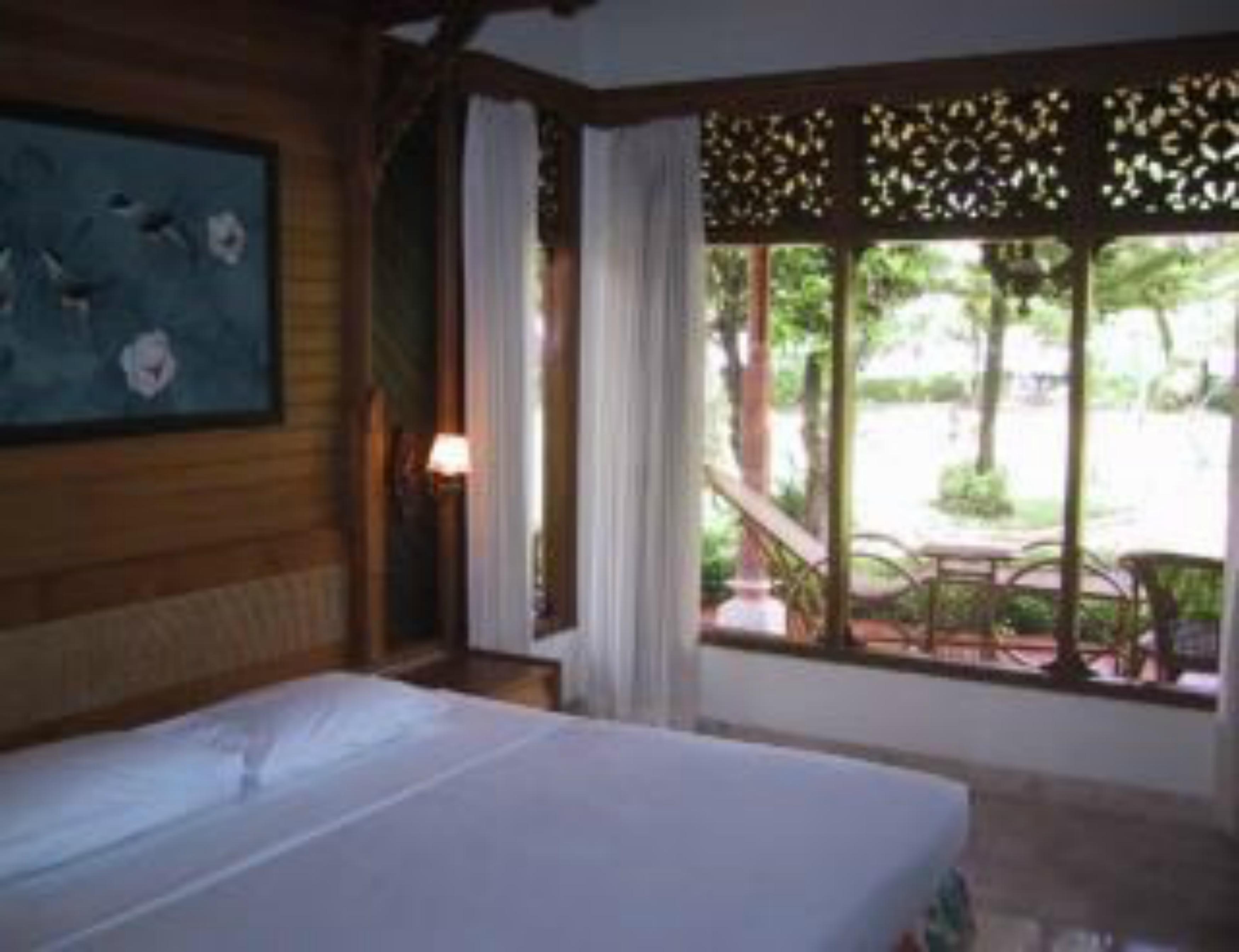 Bali Tropic Resort & Spa - Chse Certified Nusa Dua  Exterior photo